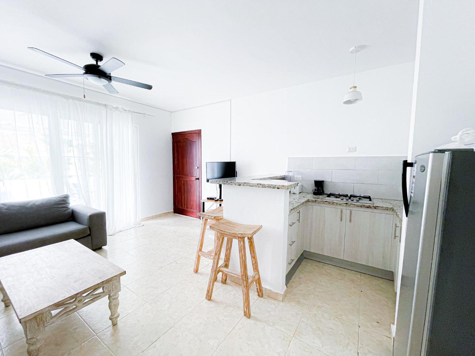 Sunny Seascape Villas & Aparts Hotel Wifi Bbq Los Corales Bavaro Beach Club & Spa Πούντα Κάνα Εξωτερικό φωτογραφία